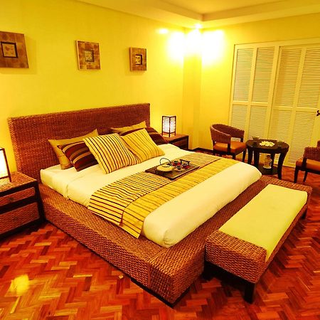 Mactan Isla Resort Мактан Екстер'єр фото